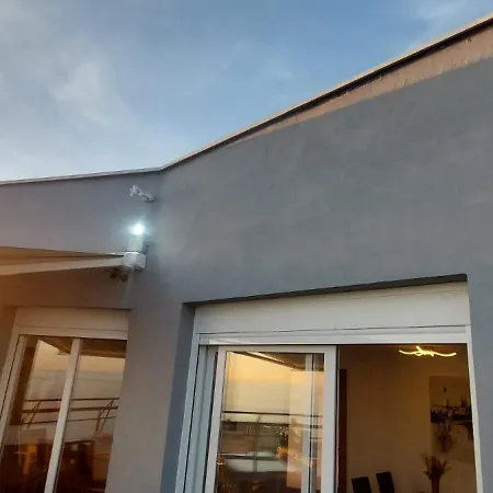 Calypso Sea Views 10 Daire *