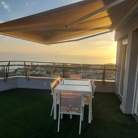 Calypso Sea Views 10 *