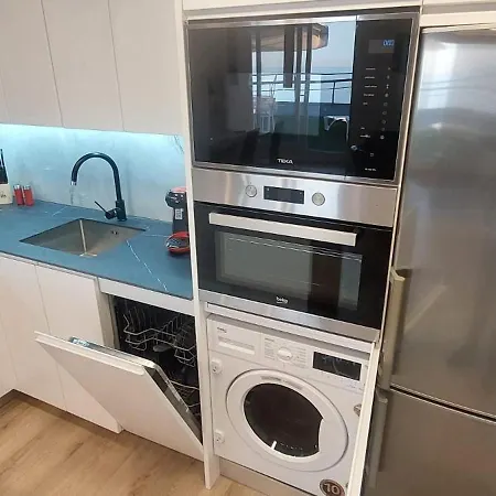Calypso Sea Views 10 *